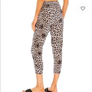 $118 Mikoh leopard print joggers rayon pants Size 1 boho resort beach animal